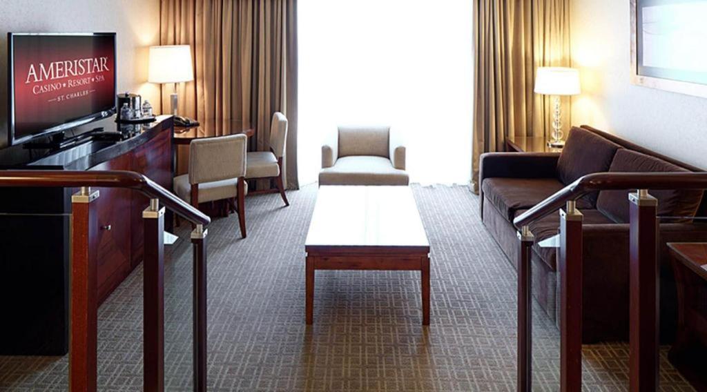 Ameristar Casino Resort And Spa Saint Charles מראה חיצוני תמונה
