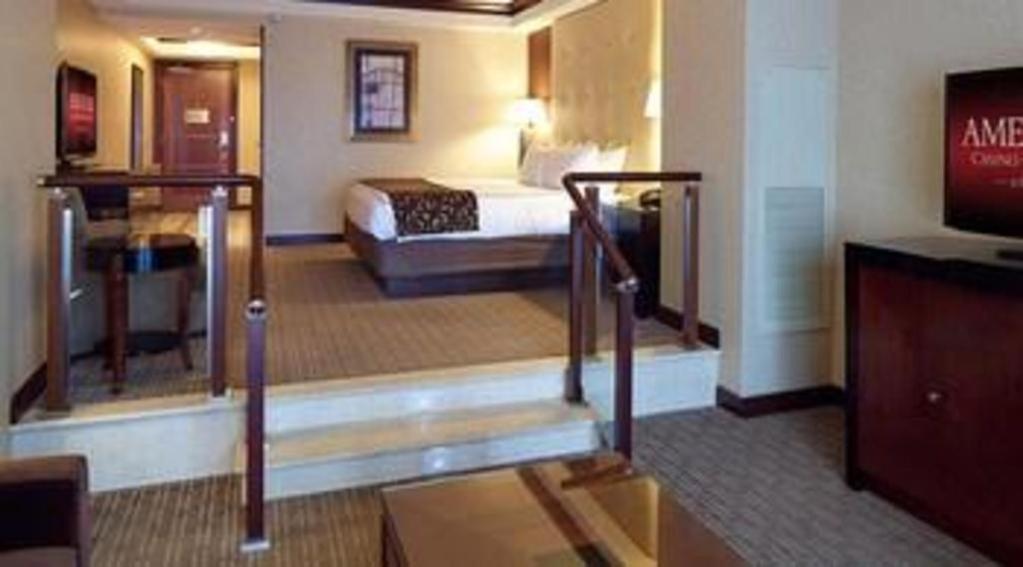 Ameristar Casino Resort And Spa Saint Charles מראה חיצוני תמונה
