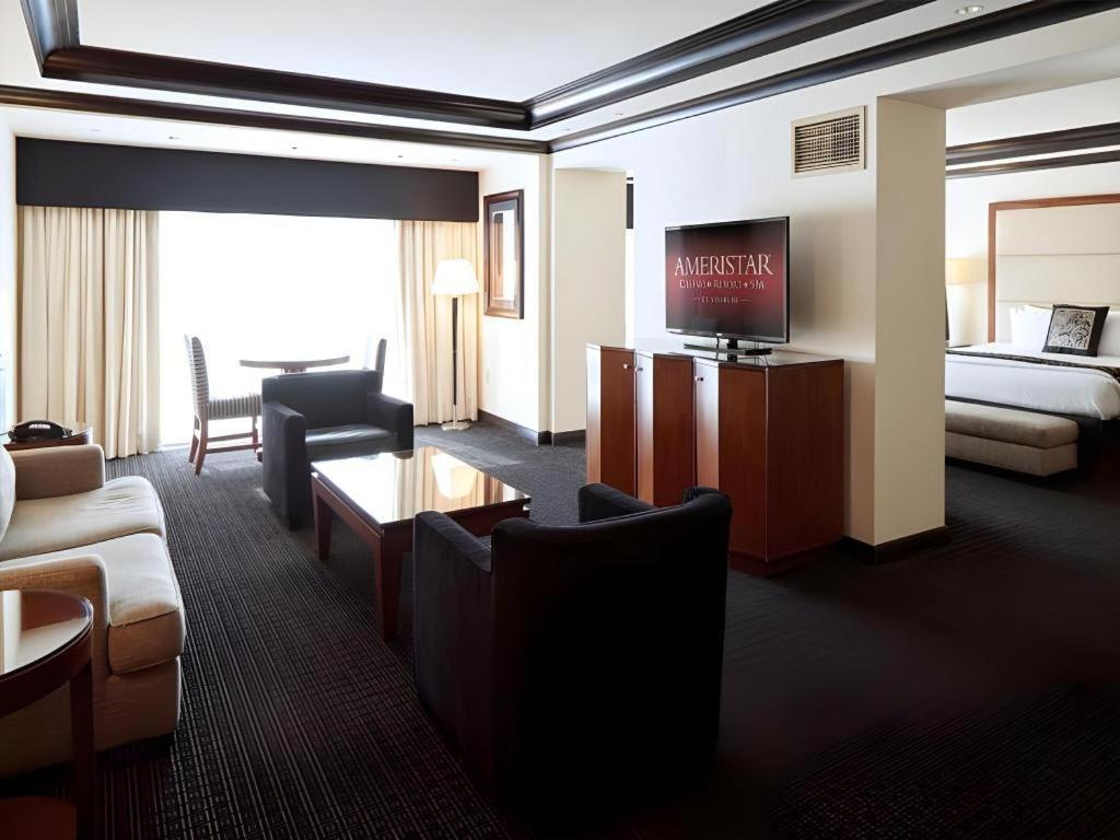 Ameristar Casino Resort And Spa Saint Charles מראה חיצוני תמונה