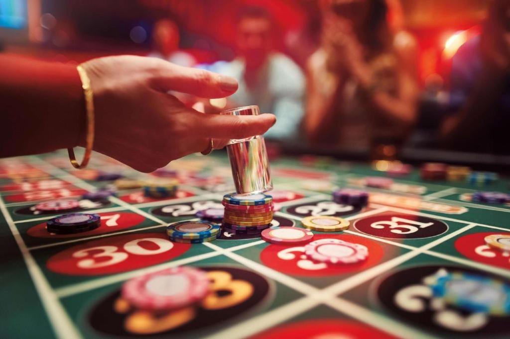 Ameristar Casino Resort And Spa Saint Charles מראה חיצוני תמונה