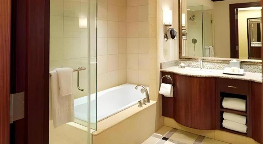 Ameristar Casino Resort And Spa Saint Charles מראה חיצוני תמונה